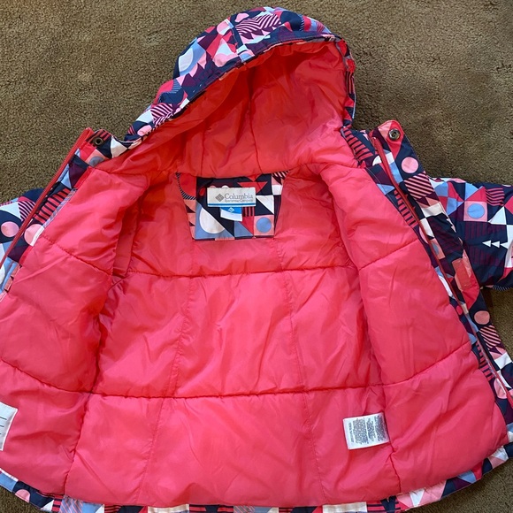 Columbia 4T winter coat - Picture 7 of 8